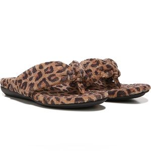 Vionic Lydia Leopard Slippers